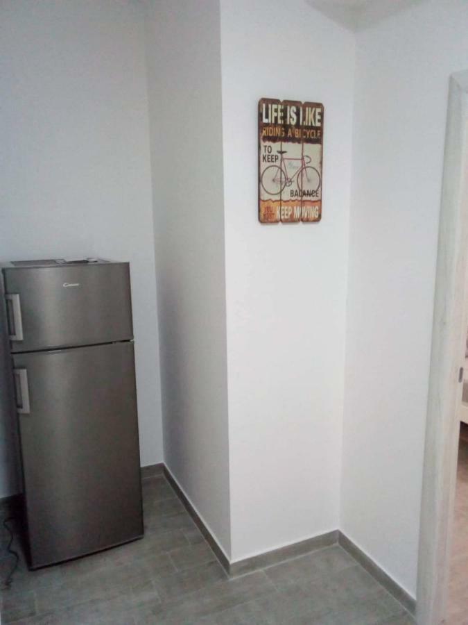 Tara Deluxe Apartment บุดวา ภายนอก รูปภาพ